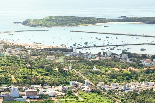 Adding Momentum for Phu Quy Island to Rise and Thrive