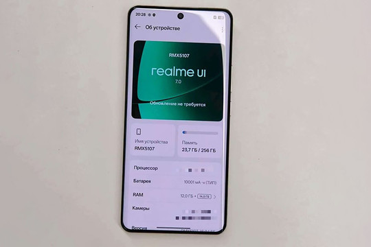 realme RMX5107 lộ diện với viên pin 10000mAh và giao diện realme UI 7.0 mới nhất