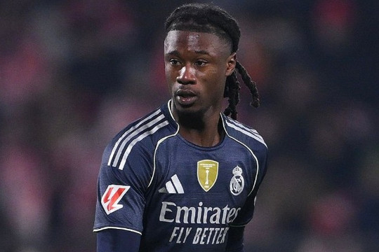 Chuyển nhượng sáng 29/12: Liverpool chi đậm cho Camavinga, Man City ra giá bán Nathan Ake