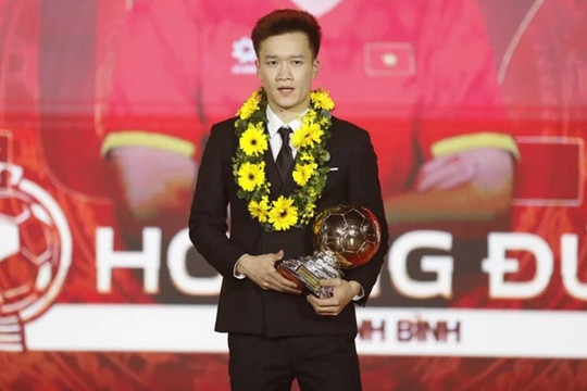 Hoàng Đức quyết tâm đưa tuyển Việt Nam dự Asian Cup 2027 sau Quả bóng Vàng 2025