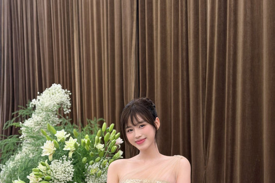 Hoa hậu Đỗ Thị Hà khoe nhan sắc thanh lịch và chia sẻ về cuộc sống hôn nhân bên chồng doanh nhân