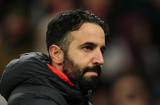 Ruben Amorim thừa nhận trì hoãn đổi sơ đồ cho Man Utd vì cái tôi trước Dubai88 Link mới Nhanh tay đăng ký