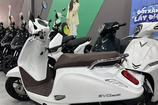 VinFast Evo200: Xe máy điện pin LFP giá chỉ từ 19,36 triệu đồng