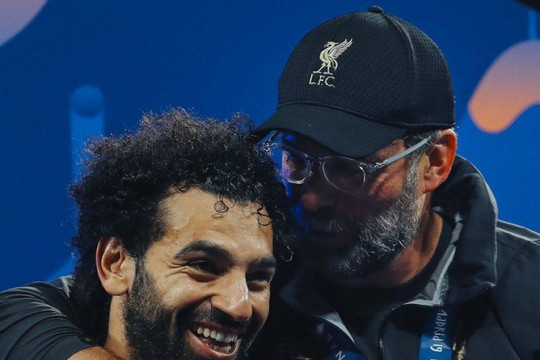 Liverpool quyết định tương lai Mohamed Salah: Hé lộ mâu thuẫn và vai trò của Jurgen Klopp