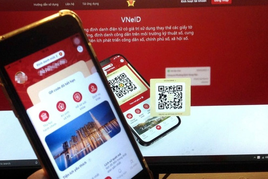 Hướng dẫn nhận quà Tết 400.000 đồng qua VNeID và tiền mặt năm 2026