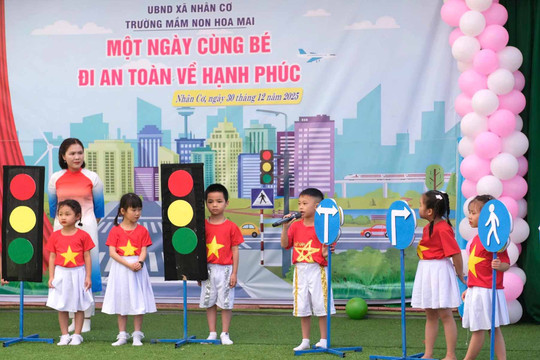 Hơn 100 trẻ mầm non được tiếp cận kiến thức an toàn giao thông