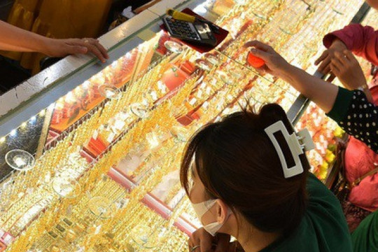 Cập nhật 08:30 sáng 30/12/2025: Giá vàng giảm mạnh 3–3,8 triệu đồng, riêng PNJ giảm 3 triệu