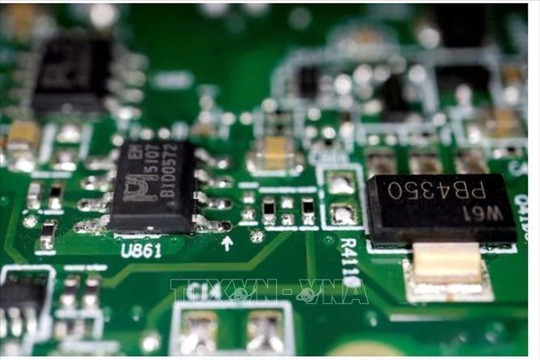 Trung Quốc đưa ra quy định quan trọng để giảm phụ thuộc vào nước ngoài trong chế tạo chip