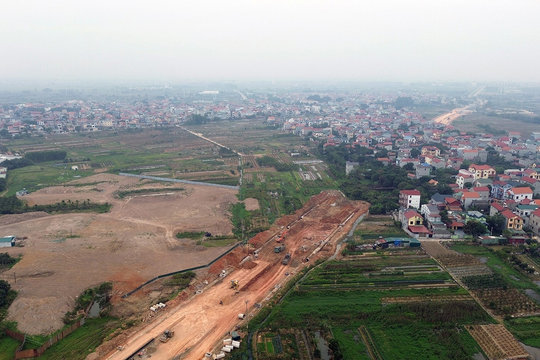 Tuyến đường 48m kết nối KCN Quang Minh - Mê Linh vẫn dở dang sau 3 năm thi công