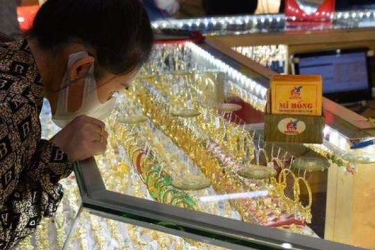 Giá vàng hôm nay 31/12: Vàng miếng, vàng nhẫn, và vàng thế giới lúc 9h30