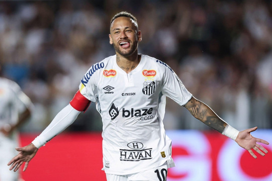 Neymar gia hạn hợp đồng với Santos, quyết tâm dự World Cup 2026 cùng ĐT Brazil