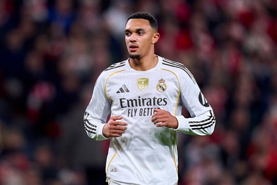 Real Madrid cân nhắc tương lai Alexander-Arnold: Man Utd và Newcastle sẵn sàng nhập cuộc