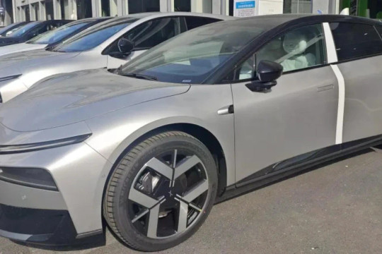 Trung Quốc tung xe hybrid có thể chạy thuần điện gần 450 km, cao hơn xe điện