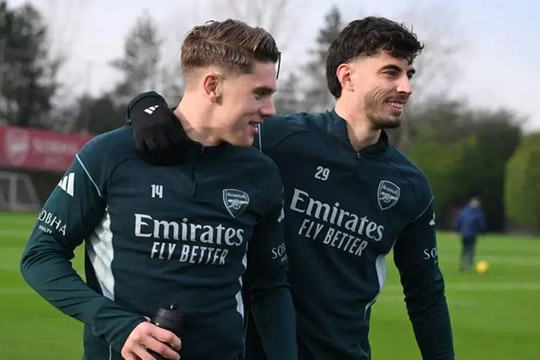Arsenal và bài toán hàng công: Cơn đau đầu dễ chịu của Mikel Arteta năm 2026