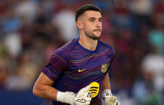 Joan Garcia đối mặt 'bão lửa' ngày trở lại RCDE: Khi người hùng hóa 'Judas'
