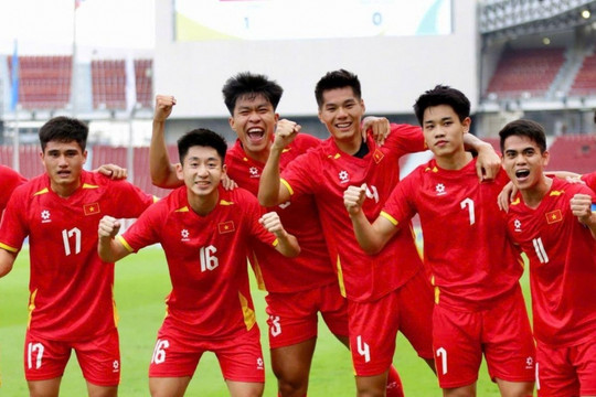 U23 Việt Nam sẵn sàng cho VCK U23 châu Á: Lá chắn thép Nguyễn Nhật Minh giải mã sức mạnh Jordan
