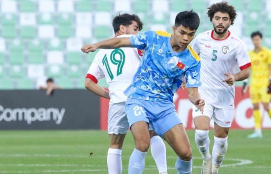 HLV Kim Sang Sik chốt danh sách U23 Việt Nam dự VCK châu Á: Gạch tên thần đồng Lê Phát