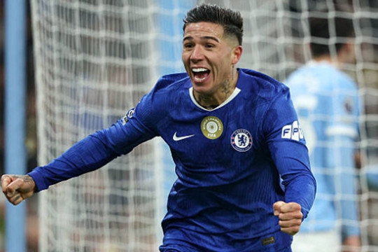 Chelsea cầm hòa Man City 1-1: Enzo Fernandez rực sáng, Estevao "sốc nhiệt" tại Etihad