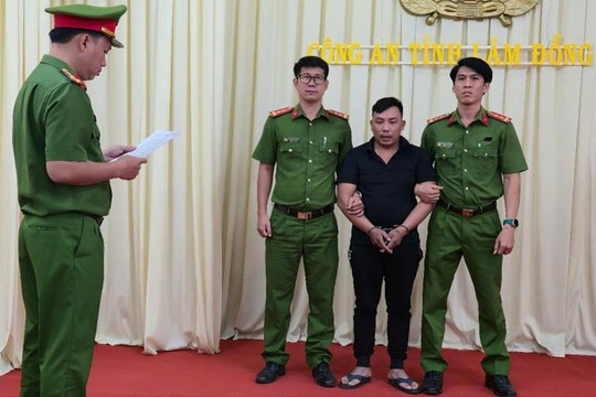 Lâm Đồng bắt đối tượng lừa thuê bóng đèn chong thanh long
