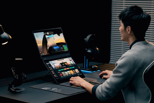Asus ROG Zephyrus Duo 16 mới: Màn hình OLED kép 3K và chip Intel Panther Lake