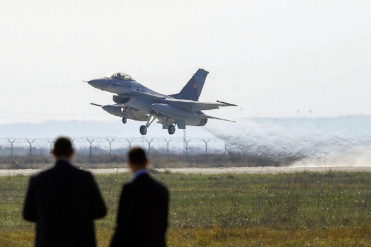Tiêm kích F-16V gặp sự cố mất kiểm soát nghiêm trọng do lỗi phần mềm sau cập nhật
