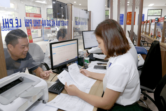 Tiêu chuẩn, điều kiện tiếp nhận công chức