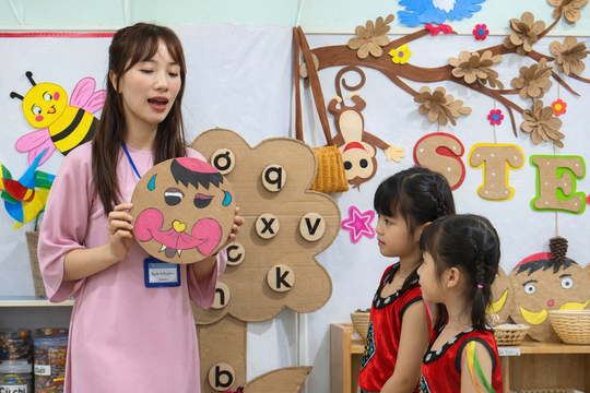 Đưa “cây nhà, lá vườn” vào lớp học