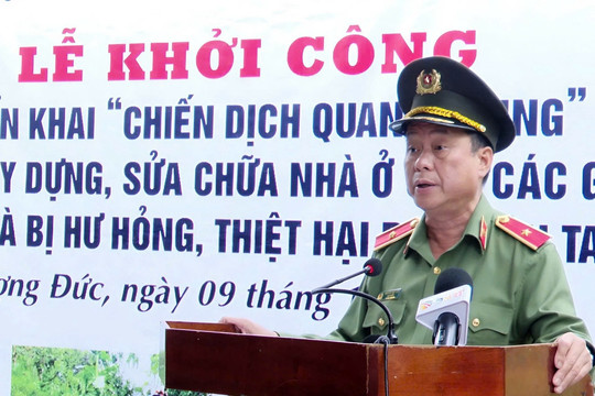 Công an TP Đà Nẵng hoàn thành 271 căn nhà cho người dân vùng lũ trong Chiến dịch Quang Trung