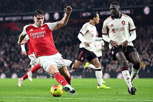 Arsenal chia điểm với Liverpool: Bài toán tiền đạo cắm khiến Mikel Arteta đau đầu