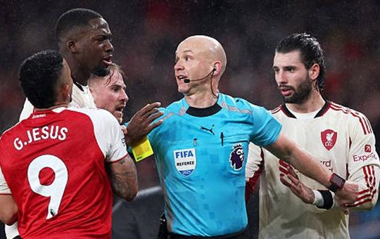 Arsenal 0-0 Liverpool: Đại chiến bế tắc và bài toán dứt điểm của Arne Slot
