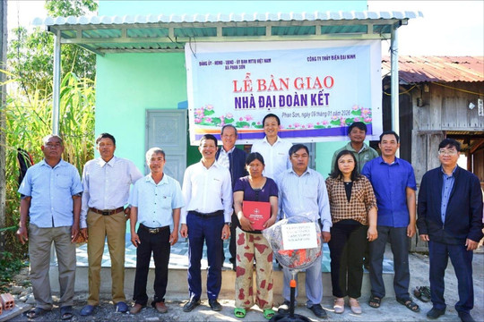 Thủy điện Đại Ninh chung tay xây dựng 8 nhà Đại đoàn kết tại Lâm Đồng