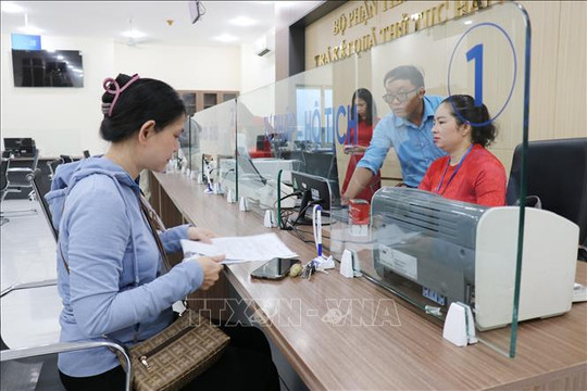 Bộ Nội vụ hướng dẫn xếp lương đối với người được tuyển dụng vào công chức