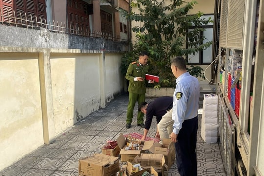 Công an Sơn La liên tiếp thu giữ hàng nghìn sản phẩm giả và thực phẩm bẩn