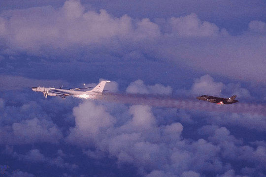 Tiêm kích F-35 Na Uy đánh chặn máy bay Nga và tin vũ khí thế giới ngày 10.1