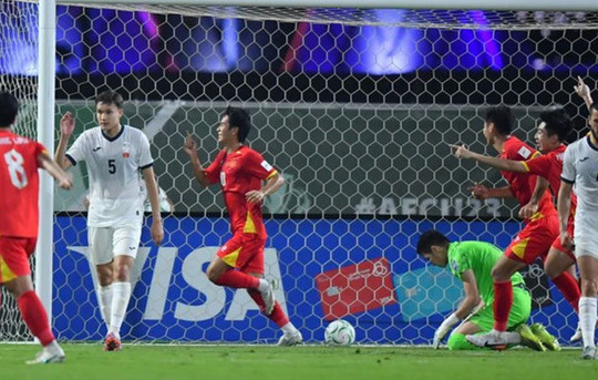 U23 Việt Nam hạ Kyrgyzstan 2-1: Bản lĩnh thép và bước ngoặt từ băng ghế dự bị