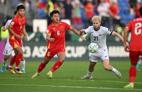 U23 Việt Nam thắng Kyrgyzstan 2-1: Bản lĩnh kẻ đi săn thời HLV Kim Sang-sik