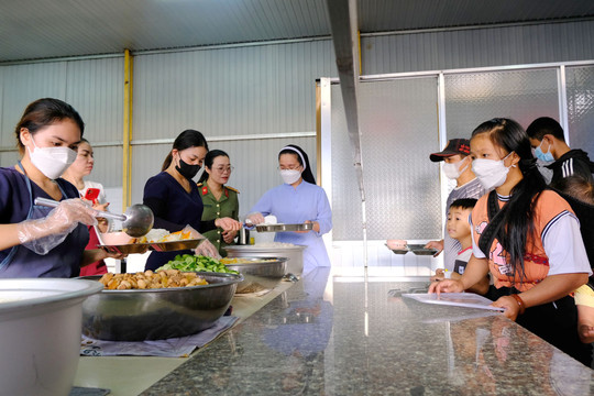 Lâm Đồng lan tỏa tinh thần nhân ái qua các hoạt động an sinh