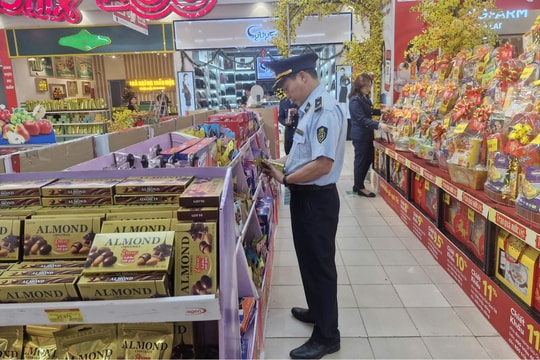 Giữ “sạch” thị trường dịp tết để người dân yên tâm mua sắm