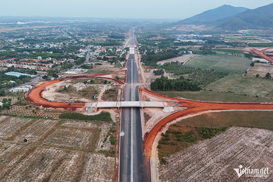 Cao tốc Biên Hòa - Vũng Tàu gần 18.000 tỷ đồng dự kiến thông xe trước Tết 2026