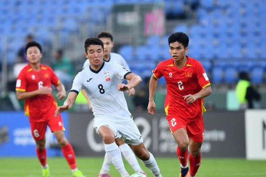 U23 Việt Nam thắng kịch tính Kyrgyzstan: Tranh cãi VAR và bản lĩnh trên chấm 11m
