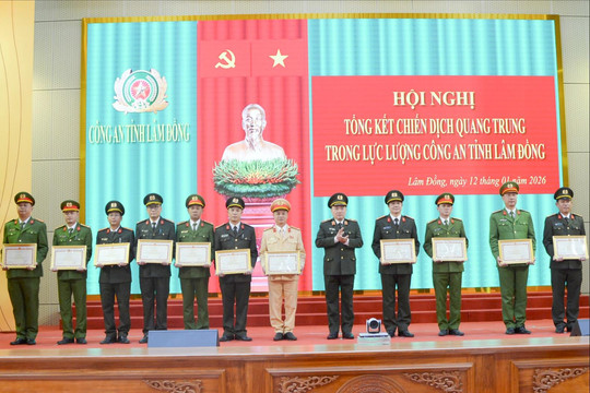 Công an Lâm Đồng thần tốc hoàn thành 27 căn nhà "Chiến dịch Quang Trung"
