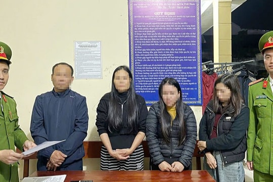 Khởi tố và tạm hoãn xuất cảnh 4 bị can đánh bạc tại xã Kỳ Anh, Hà Tĩnh