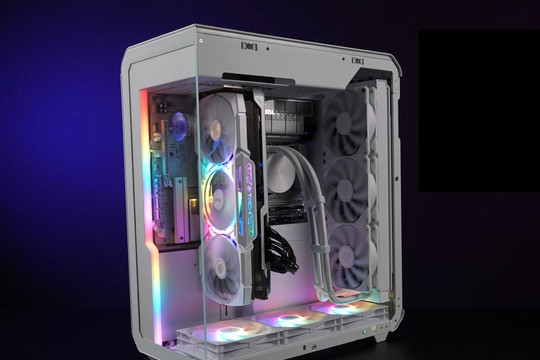 So sánh SteamOS và Windows 11: Hệ điều hành nào tối ưu hơn cho gaming 4K?