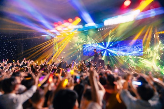 Hà Nội: 21+ địa điểm tổ chức Year End Party từ đẳng cấp đến sôi động nhất