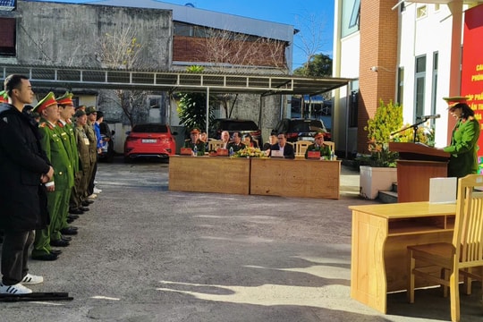 Đà Lạt: Công an phường Lâm Viên ra quân thu hồi vũ khí bảo vệ an ninh dịp Tết 2026