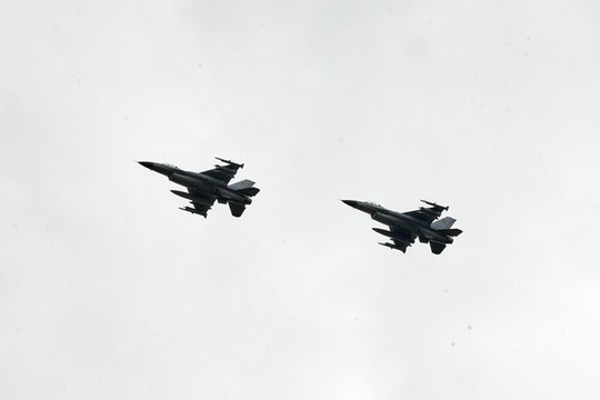 Nga xác nhận hệ thống phòng không S-300 bắn hạ chiến đấu cơ F-16 tại Ukraine