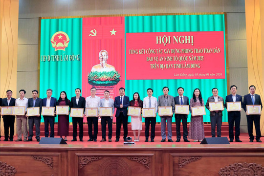 Phát huy sức dân, giữ vững an ninh từ gốc