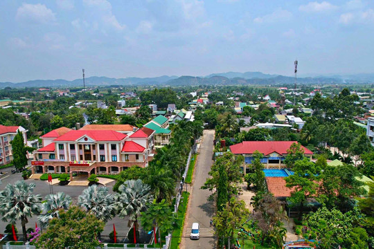 Đạ Tẻh vào xuân mới - Vững nền hợp nhất, bừng sắc phát triển