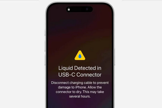 Mẹo xử lý iPhone bị ướt đúng cách và lý do tuyệt đối không nên dùng gạo theo Apple
