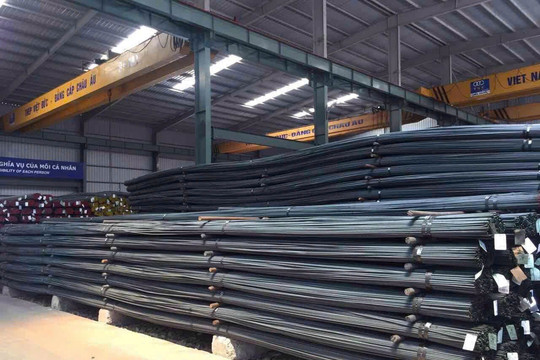 Giá thép hôm nay 13/1: Thế giới biến động trái chiều, trong nước duy trì ổn định